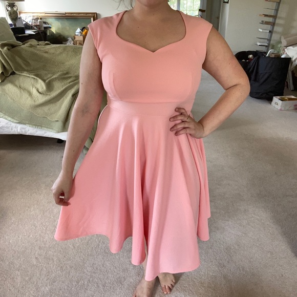 Dresses & Skirts - SALE Pink peach sweetheart neckline dress